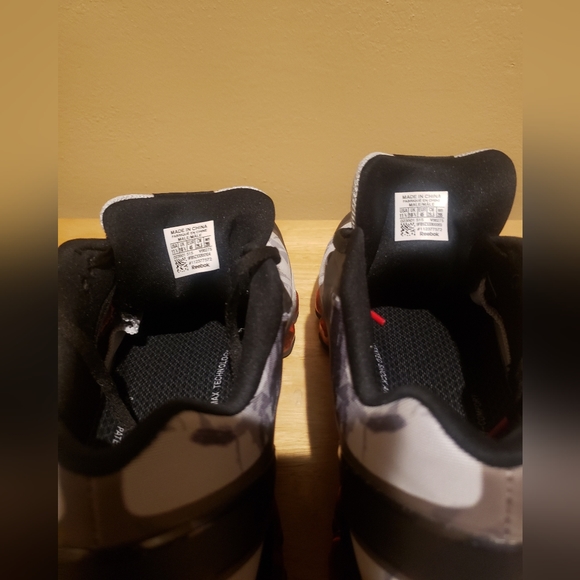 Men's Reebok Running Shoes - Picture 6 of 6